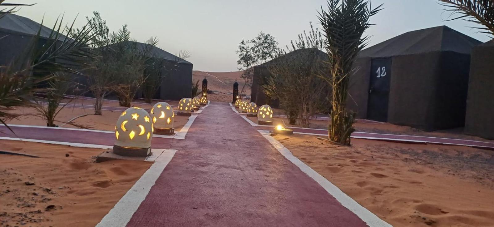 Merzouga Camel Trekking Camp エクステリア 写真