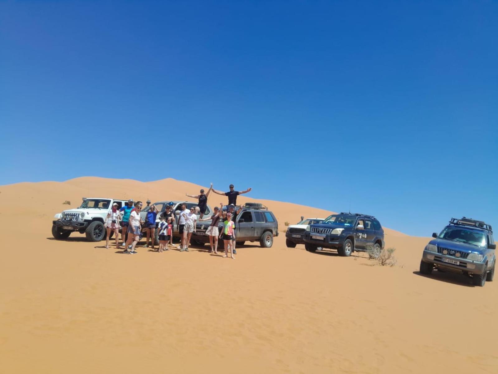 Merzouga Camel Trekking Camp エクステリア 写真